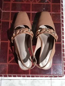 Product Review of VIVI NICI - Reine Sepatu Sandal Mules Hak 3 Cm Black Mules wanita Heels wanita Merah Shoes Canvas from M**s P**s 1
