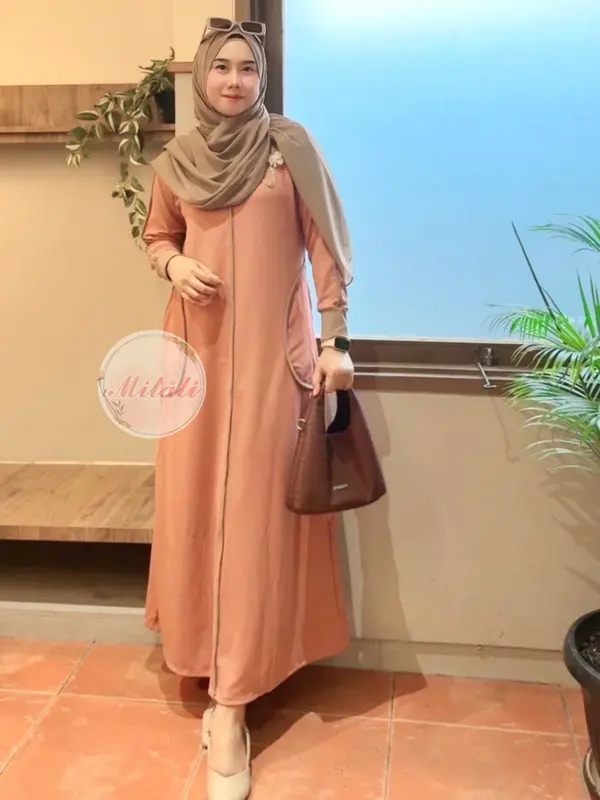 [READY KIRIM] D - PROMO BUY 1 GET 1 (Dapat 2 Gamis) Tania Gamis Strip Kombinasi Elegant Bahan Knit Osaka 1