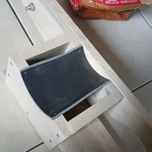 Sugu Keripik Duduk / Alat Penggiris serbaguna / Alat Pemotongan Keripik Singkong, Pisang, Ubi, Tempe, Basreng, dan lain-lain. Sugu Kayu Murah, Simple, Polos, Pisau Tajam, Material Bagus.