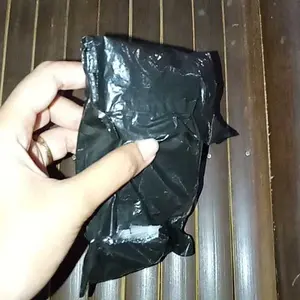 Kait Pengunci Pintu Kulkas Alat Penutup Otomatis Desain Kait Ganda Pengaman Anti Buka Safety Lock Pengunci Pintu Multifungsi