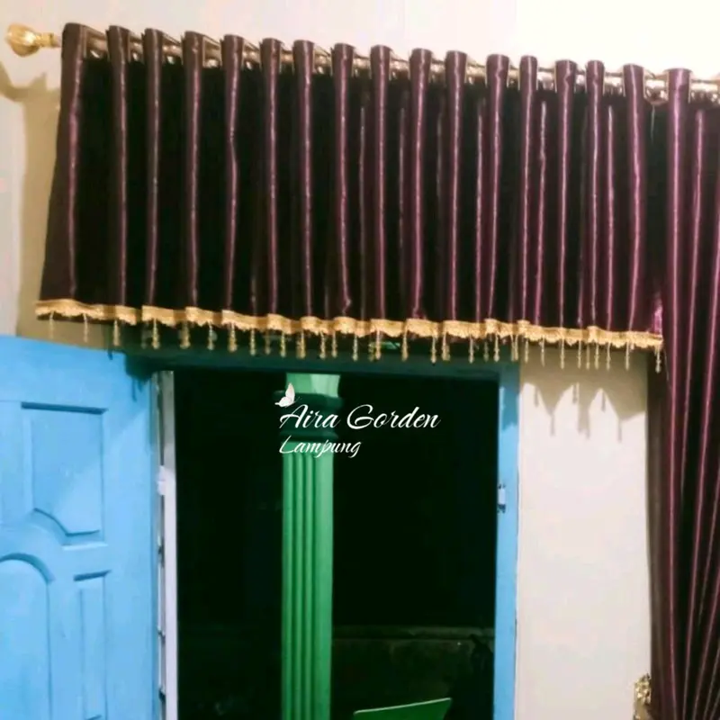 Poni Gelombang POLOS Dengan Renda 2