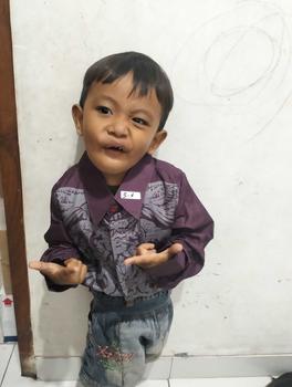 Product Review of Abimana burgundi kemeja batik pria slimfit lapis furing full body terbaru from T** D** 1