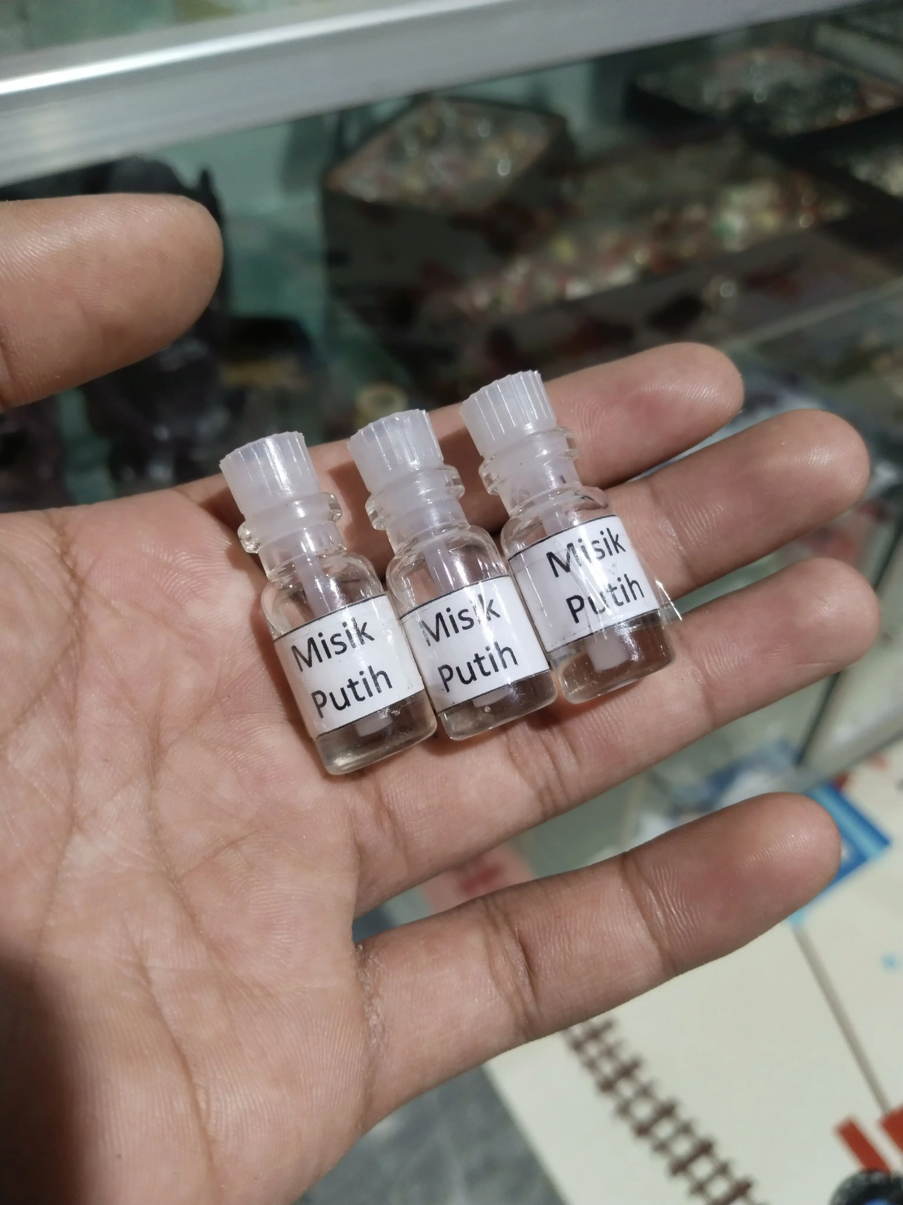 Minyak Atau Parfum Misik Putih Bibit Murni Non Alcohol