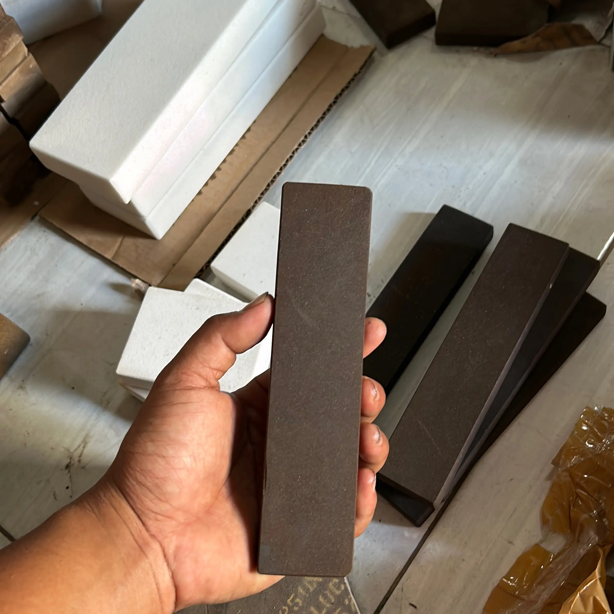 Batu Asah Honing Alundum Norton Grit 1500 Ukuran Saku (Terbatas)