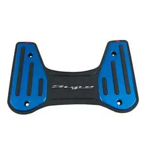 Karpet Alas Pijakan Kaki Honda Stylo 160 Original dengan Stainless Steel Panels Motor