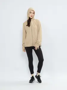 logo GM Jaket Airism Olahraga Unisex Anti UV 99,5% Bahan Premium UPF50+ dengan Kantong Luar dan Dalam Warna Beige untuk Hiking & Camping