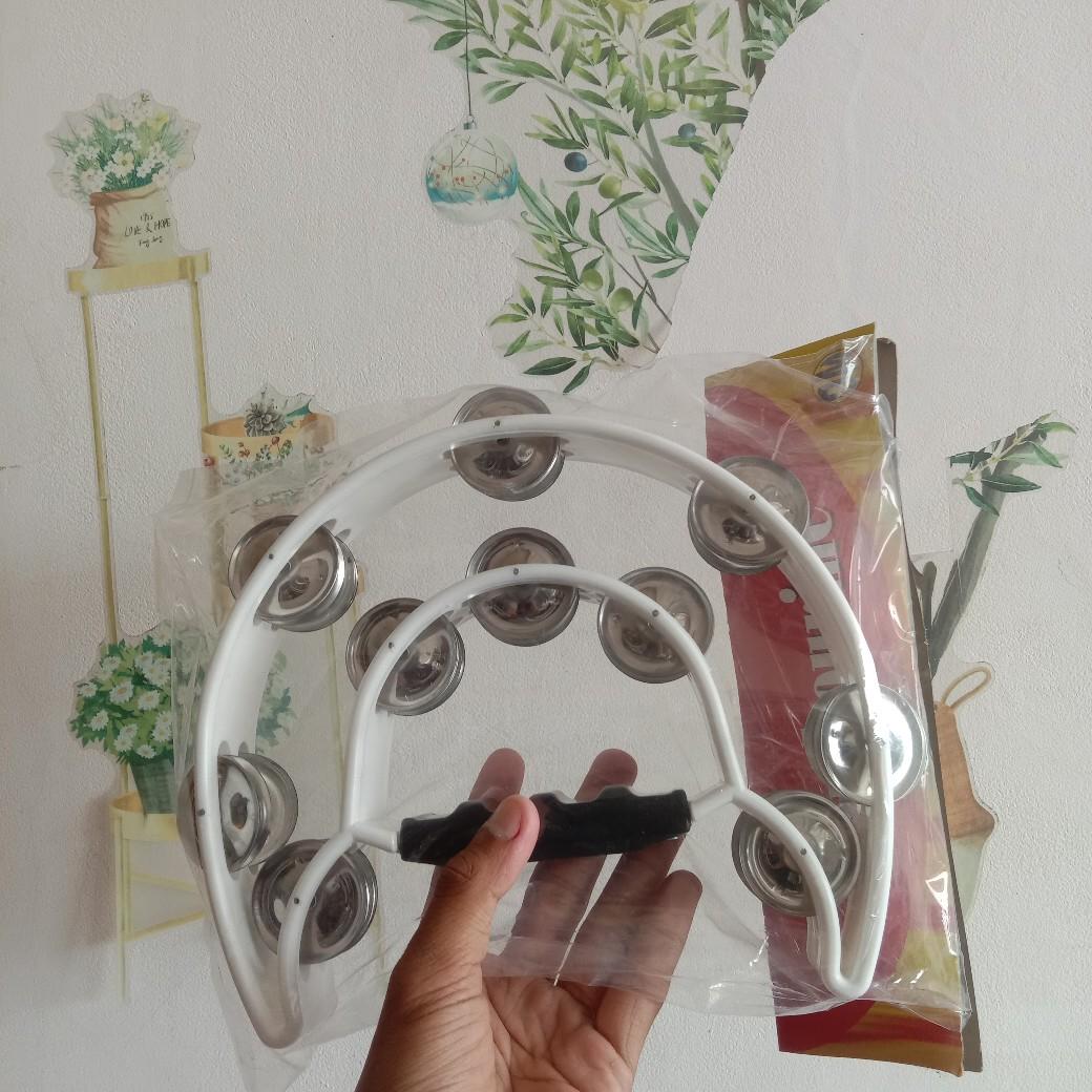 Alat Musik Tamborin Hadroh Kerekrek Double Jenis Harp Darbuka Hadroh 5 Warna Tersedia Ukuran 20.5x8x4.5cm Suara Jernih Merdu Double Layer Meningkatkan Kreativitas