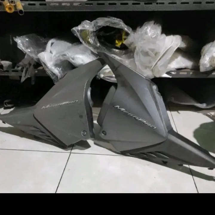 COVER BODY TUTUP AKI ACCU MEGAPRO NEW ORIGINAL Motorcycle