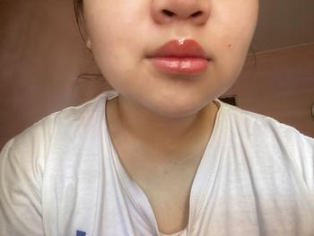 Product Review of True to Skin - Juicy Glass Melting Balm from s**2 2