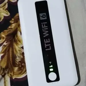 【Produk Baru 2025】MiFi 4G WiFi Portable + Power Bank 8000 mAh Baterai WiFi Broadband Seluler portabel Pocket WiFi