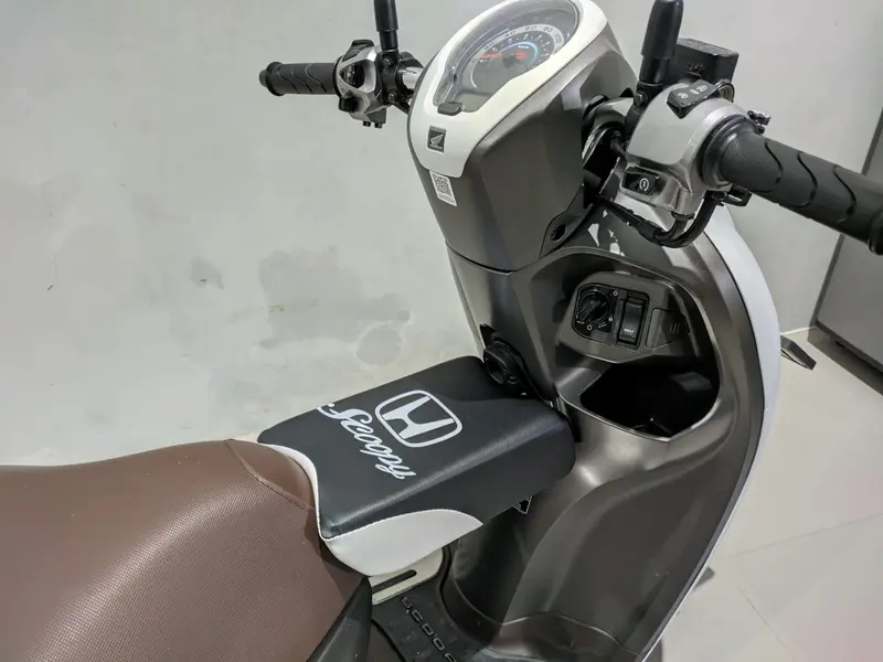 Jok anak motor scoopy 6