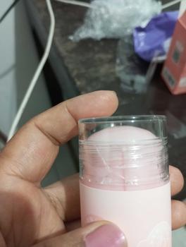 Product Review of HIH Original Pelembab dan Perawatan Tumit Kering Retak dan Cream Kaki Kapalan Cream Kaki Pecah Pecah Ultra Moisturizing Cream Stick Melembutkan Kulit Tumit dan Tangan didiamkan menyembuhkan tumit pecah-pecah from R**y A**s 1