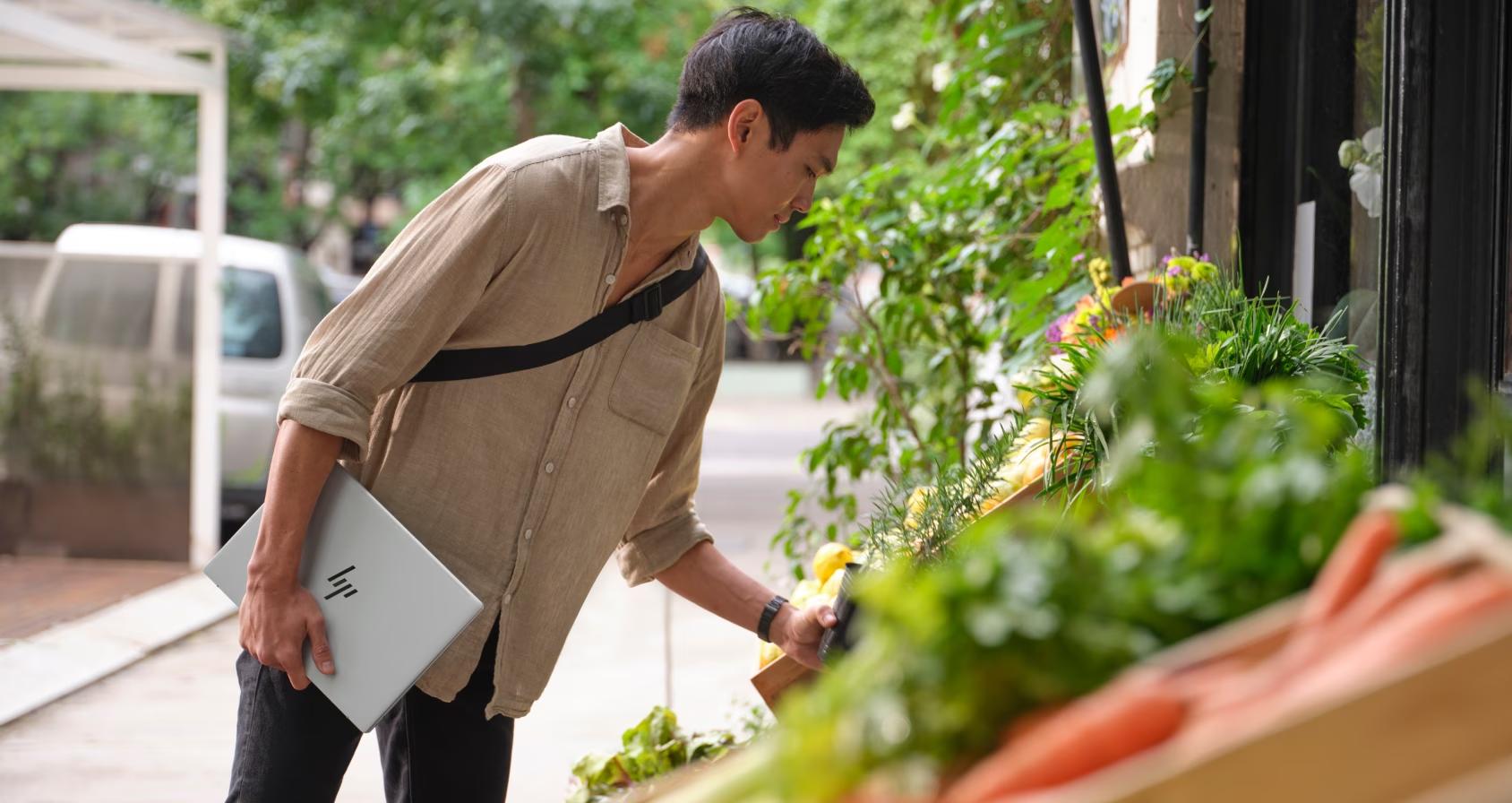 HP Omnibook 7 14 fs0999TU Intel Core 9 270H 32GB RAM 1TB SSD 14” 3K OLED 100% DCI-P3 120Hz Resmi HP + ADP Windows 11