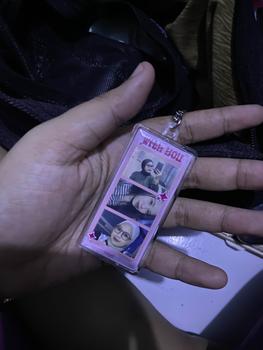 Product Review of Tumas.id, Gantungan kunci akrilik custom bentuK persegi panjang, gantungan tas Ganci premium, bisa request desain, cocok digunakan untuk hadiah, koleksi, dan self reward Couple Keychain gantungan  kamera polaroid foto strip Rantai from l**4 2