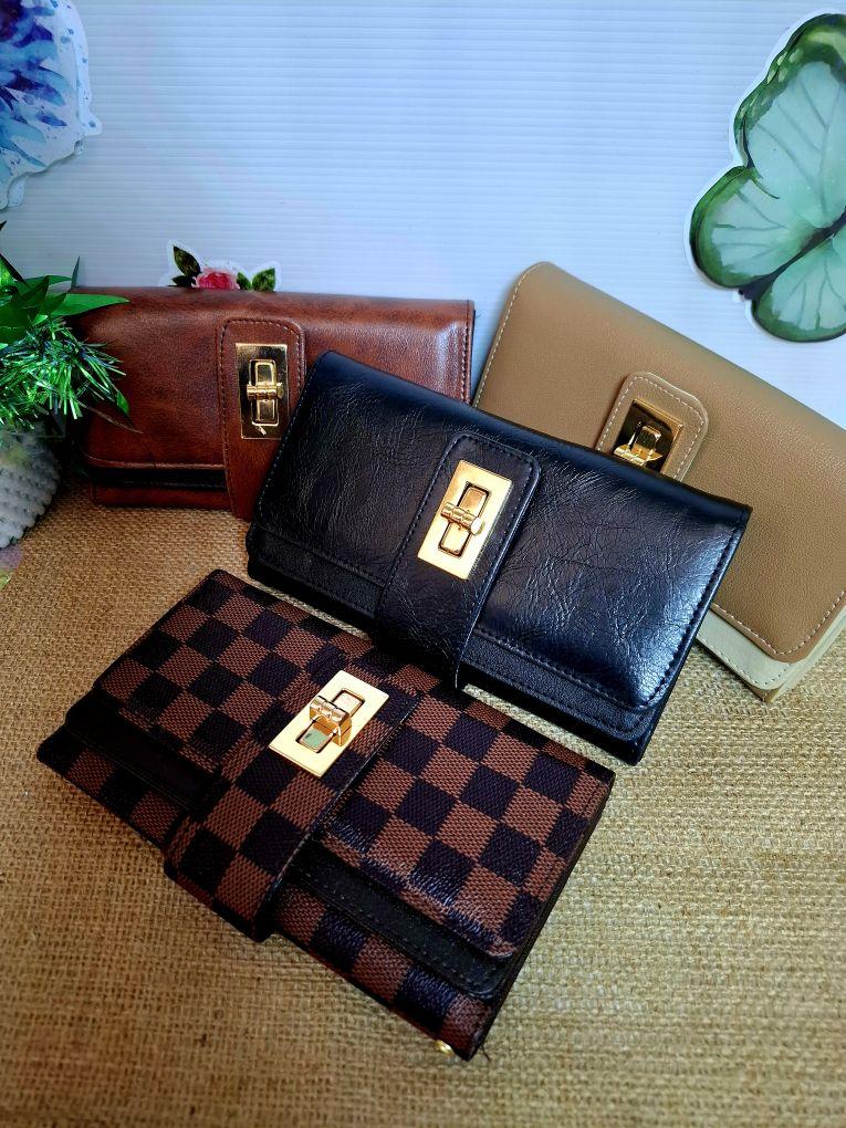 Product Introduction of Dompet Kulit Wanita dengan Kancing Putar dan Kartu - Cewek Muat Hp Uang 16