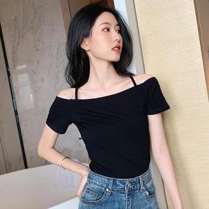 เสื้อยืดผู้หญิง เปิดไหล่ สีพื้น สไตล์แกมอรัส