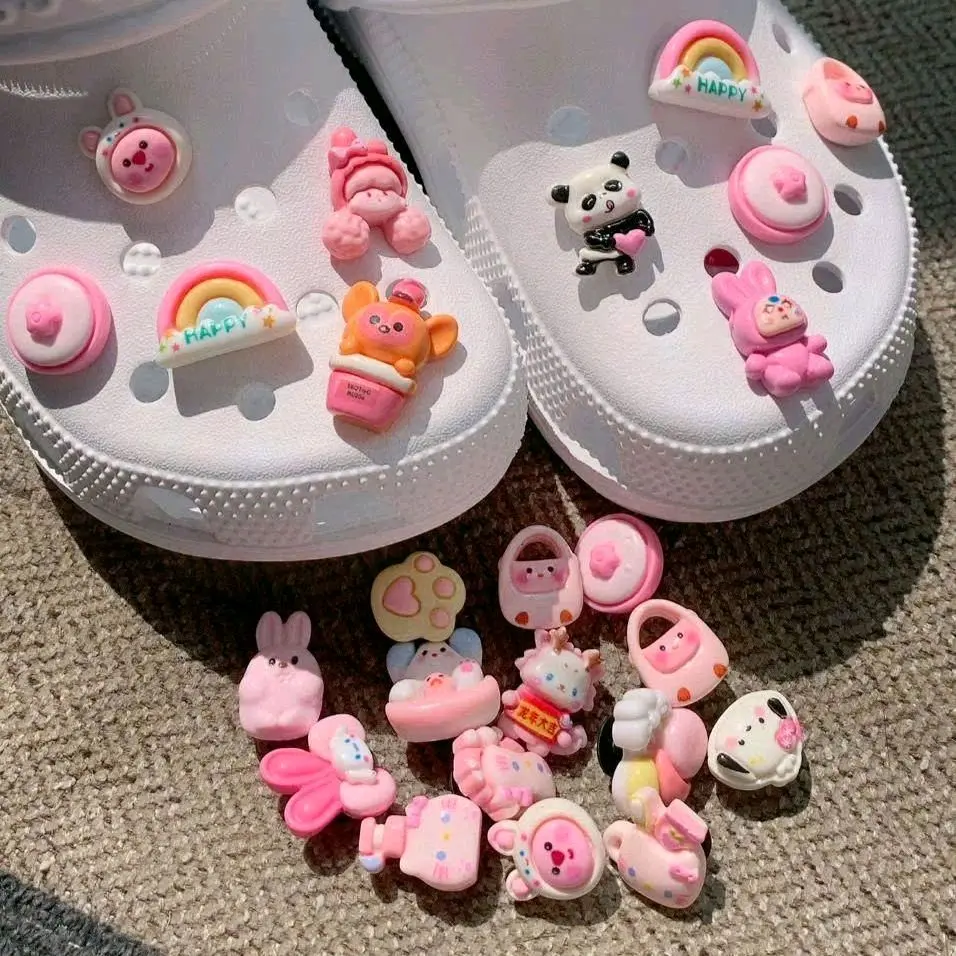 Set 10 Charm Gắn Dép Sục Dép Cr..o...ss Nhiều Màu Sắc Siêu Cute Ngẫu Nhiên Đáng Yêu Phù Hợp Nhiều Phong Cách