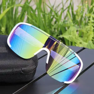 Kacamata bersepeda outdoor all-in-one untuk wanita dan pria, kacamata sepeda anti angin dan pasir sunglass lensa pelindung sinar uv warna-warni