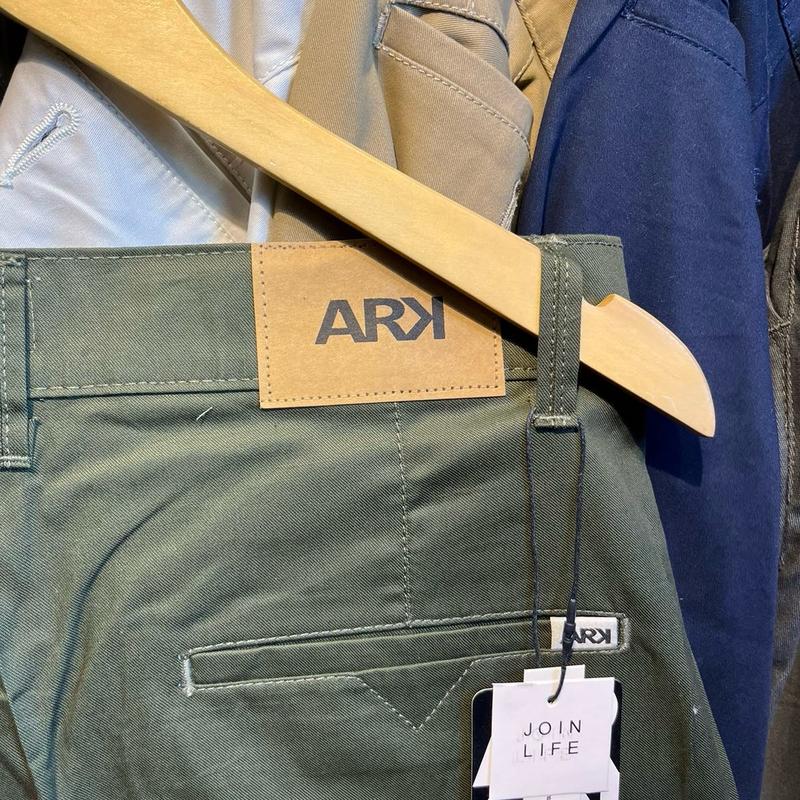 BEST SELLER REAL PICT Celana pendek chinos pria branded 4