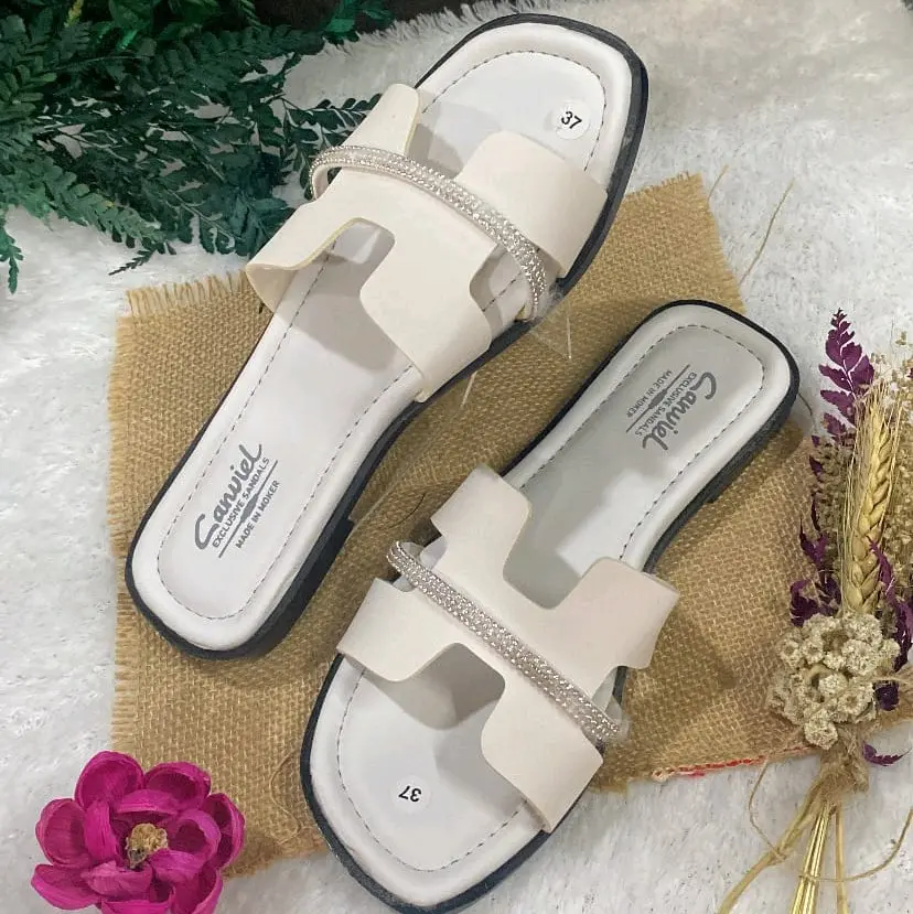 Sandal wanita terkini terbaru