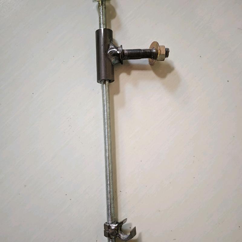 TREKER SHOCK BELAKANG ALAT BUKA PER SHOCK BELAKANG 0