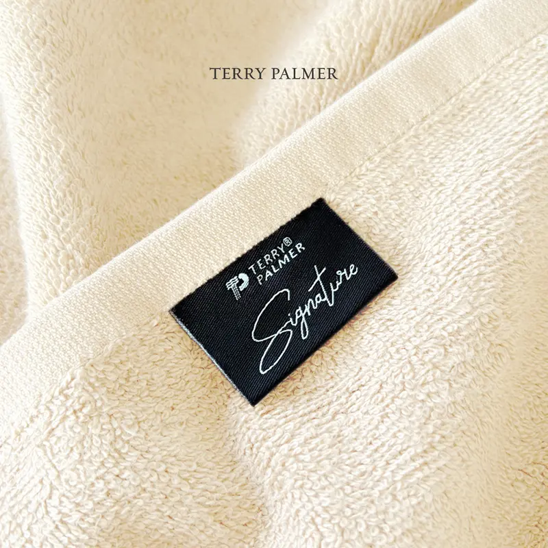 Handuk Terry Palmer Signature - Famke - Handuk Mandi 70 x 140cm / Hadiah / Kado Pernikahan / Souvenir / Seserahan / Hampers