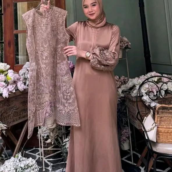 Gamis Farah / Maxi brukat / Muslim Wanita  Tile  Mutiara  Dress   Karet  Pesta  Mewah  Dalaman  Fit UK L DAN XL Kondangan Coklat Brokat Gaun 1