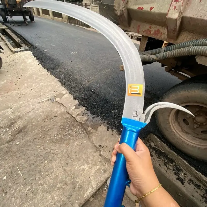 Egrek mi kolong tanduk atau taji 5