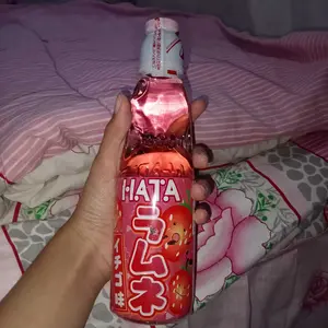 Hata Ramune Rasa Strawberry / Blueberry / Matcha / Yuzu /Yogurt / Melon / Lychee / Pineapple / Original - Minuman Soda Jepang