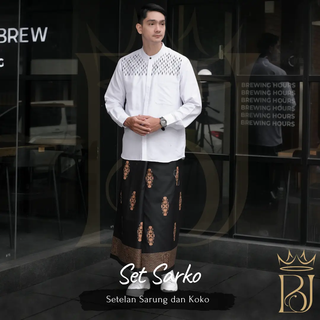 KOKO PUTIH SARUNG HITAM
