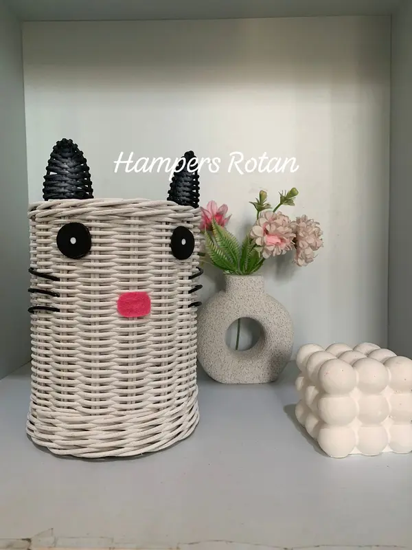 Rotan Karakter Tempat Sendok Garpu/ Tempat Pensil/ Tempat Brush/ Rotan Hampers Souvenir 2