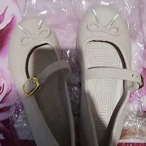 TEFANSY  Sandal Sepatu Wanita Karet Jelly Flatshoes Premium Desain ModernElegan  sandal formal wanita