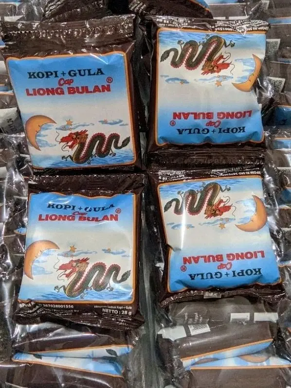KOPI LIONG BULAN 1 PACK PLUS GULA KHAS BOGOR TANPA PENGAWET 28GRAM Coffee Susu 4
