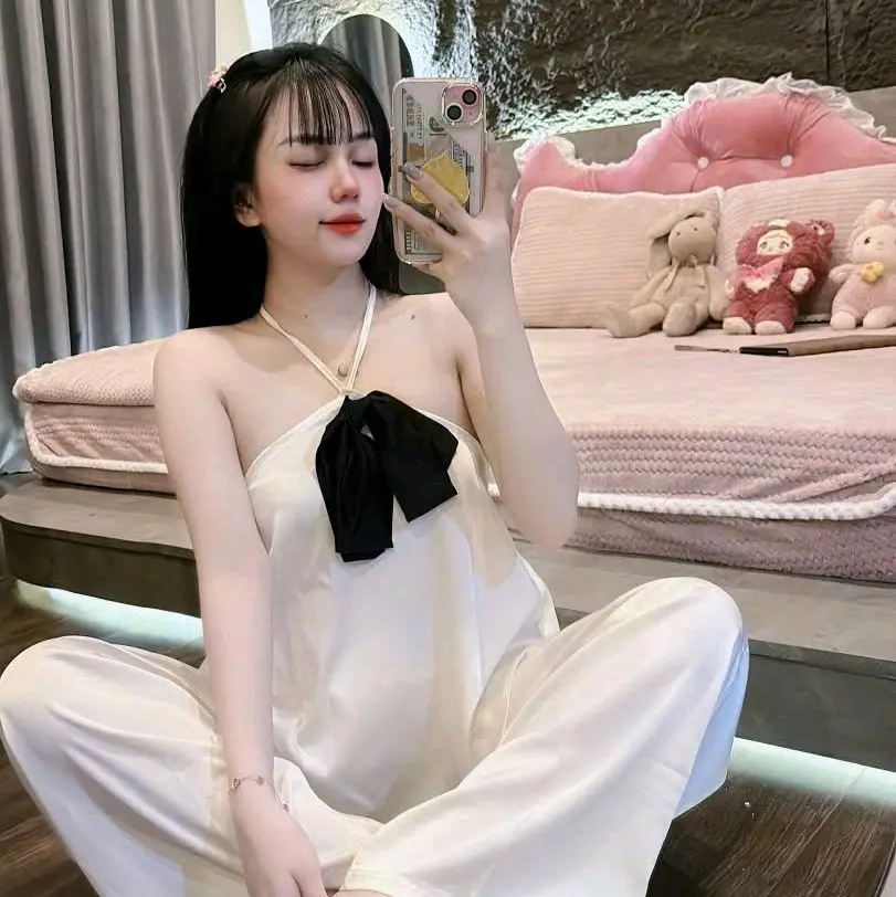 Bộ Đồ Ngủ Nữ Quần Dài Áo dây  choàng cổ Chất Lụa Latin Freesize 40-60kg