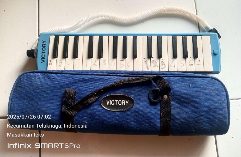 Victory Pianika Alat Musik Anak Sekolah Tipe Pianika Kualitas Terjamin Cocok Di Mana Saja Ideal Belajar Musik