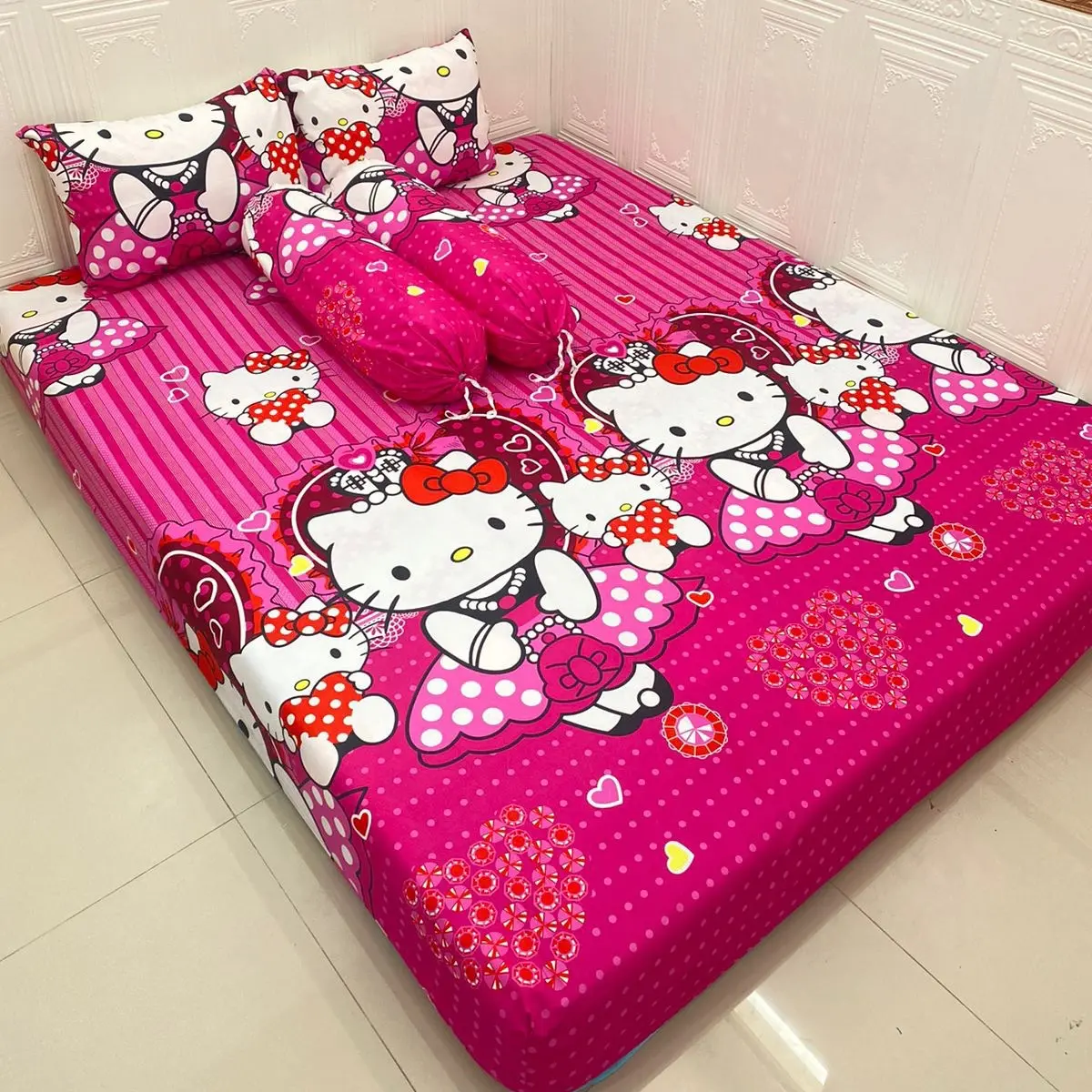 sprei set Helokiti aesthetic FREE SARBAN SARGUL