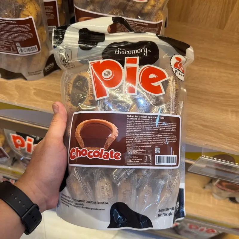 Pie Chocomory Pai Biskuit Coklat Aneka Rasa 500 gram (isi 20) 1