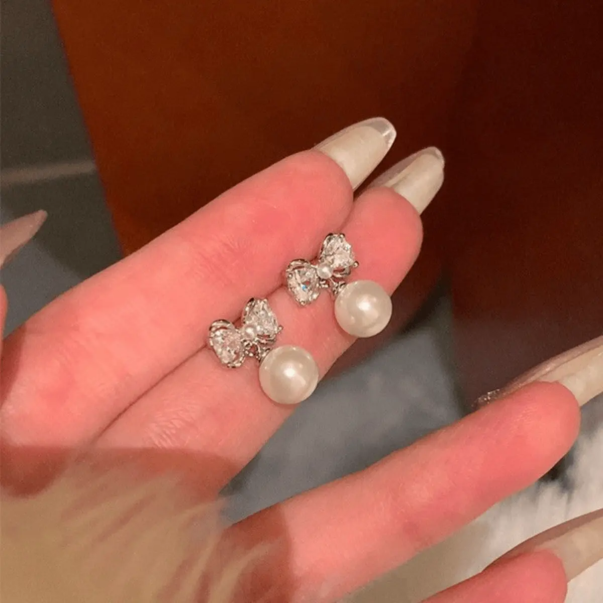 Anting Wanita Mutiara Elegan Model Pita Berlian Cantik Korea Style Fashion Daily Party
