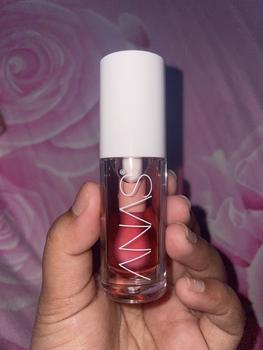 Product Review of ANAS GLOW BLUSHER STICK With Vitamin E + Vitamin C + Cocoa Butter + Aloe Vera and Avocado Oil from i**y 3