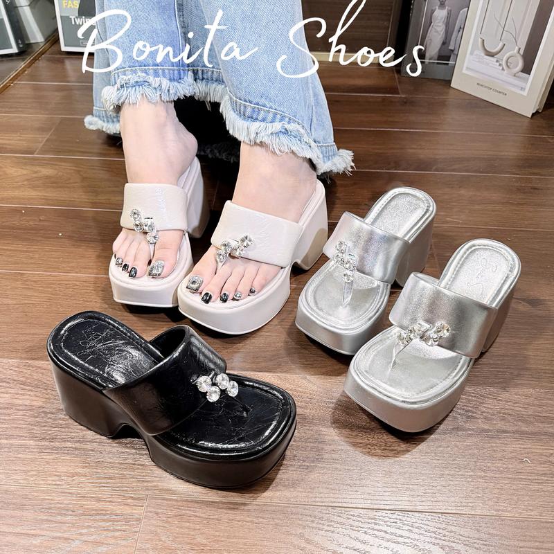 Dép đế xuồng đúp quai kẹp đính 4 hột đá bản ngang to đế PU cao 9 cm - PU022