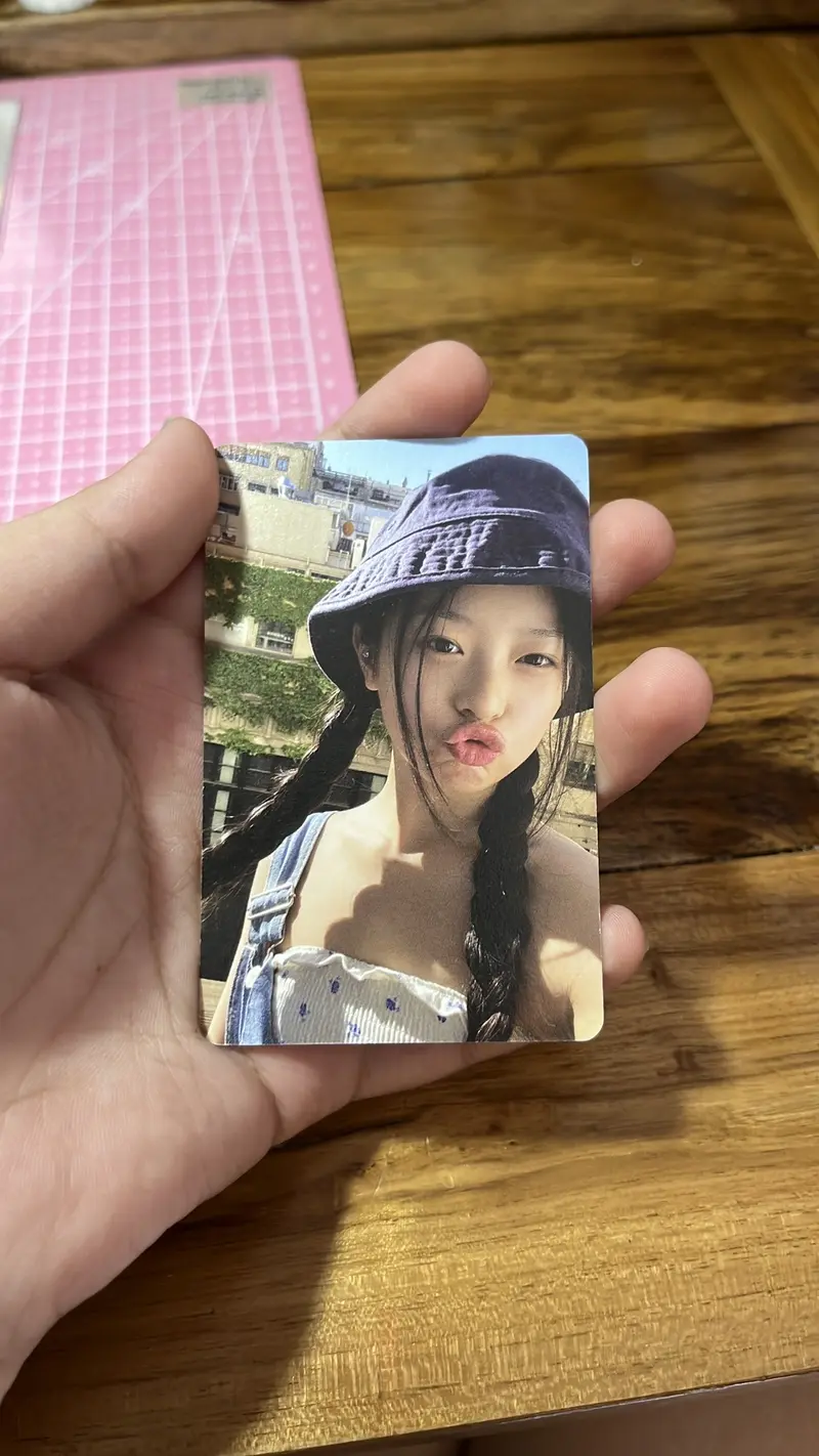 Product Introduction of Photocard Official Hanni Bucket  Noot Noot (harga asli 110rb) 0