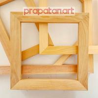 Gambar Spanram Kanvas Lukis 20-40CM  | Bingkai Kayu Belakang Kanvas  | Canvas Wooden Back Frame - 20X20CM dari Toko Prapatan_NEW Kota Administrasi Jakarta Timur 1 Tokopedia