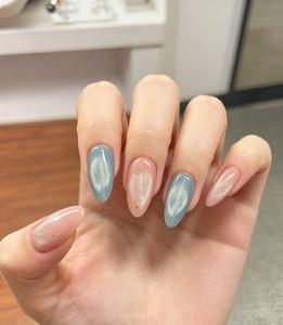 Smoke powder blue cat-eye, quiet luxury style wearable nails—a top pick for yellow skin! Smoke Powder × Misty Blue Cat Eye — Sophisticated elegance that comes from within, gentle commuter style