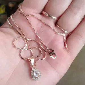 KALUNG WANITA TITANIUM GOLD ASESORIS WANITA LIONTIN PERMATA SATU PUTIH ANTI KARAT