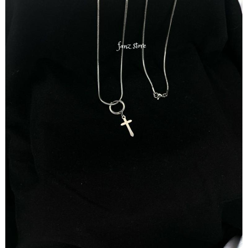 KALUNG SALIB KALUNG LIONTIN SALIB TITANIUM DENGAN CINCIN BULAT HIGH QUALITY SILVER GOLD BLACK ANTI KARAT PRIA DAN WANITA TERLARIS TERMURAH 1