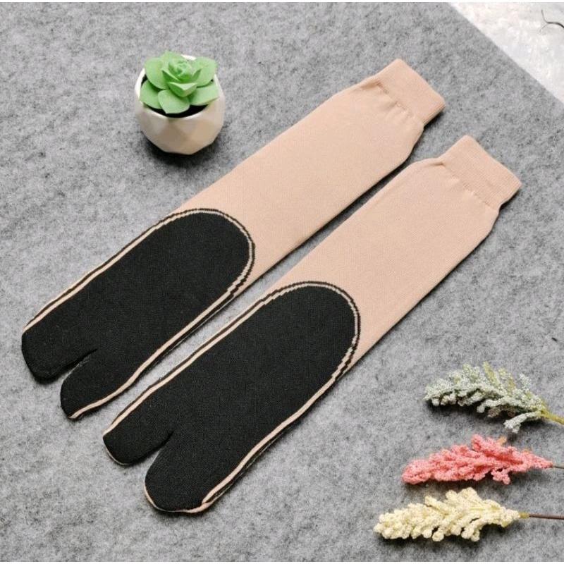 3 Pasang Kaos Kaki Panjang Muslimah Jempol Telapak Hitam Warna Coklat Wanita Dewasa 6