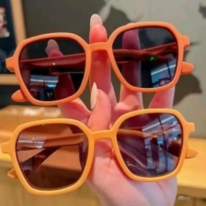 Kacamata Hitam Anak New Trendy / Fashion Anak Laki Wanita Kacamata Hitam Anak Kecil 2