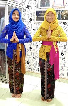 Product Review of SIMONA KEBAYA Setelan kebaya 100rb kebaya bali jadi strait zofya (katalog 3) batik dress Baju Kain from c**y 2