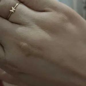 Cincin Emas Dainty Sweet Butterfly Gold 10K Semar Nusantara