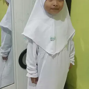 WIMA_id Set Gamis Anak Marwah Polos Hitam Putih Hijab Crinkle ...